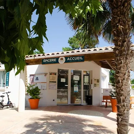 Les Pins De Sel Campingplatz