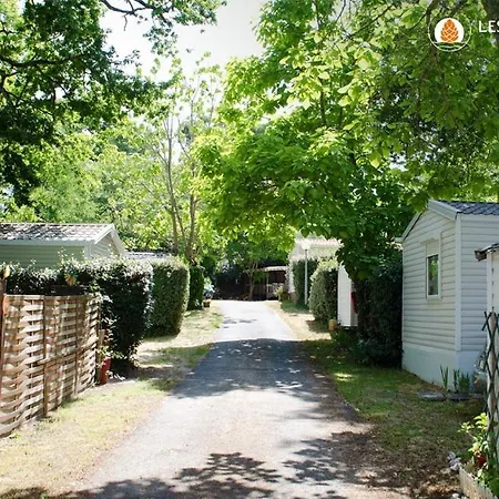 Les Pins De Sel Campingplatz *