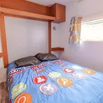 Camping Les Pins De Sel