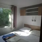 Les Pins De Sel Camping