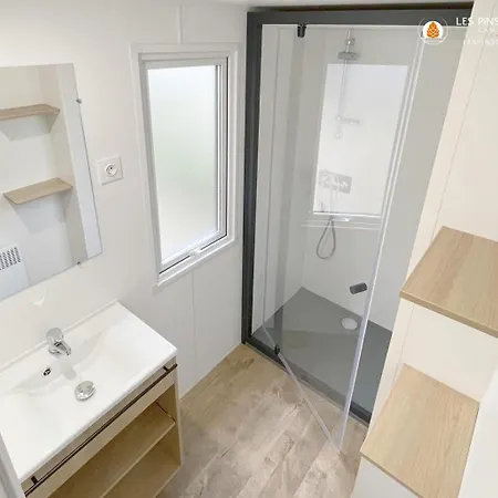 Camping Les Pins De Sel