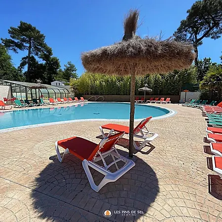 Les Pins De Sel Saint-Augustin (Charente-Maritime)